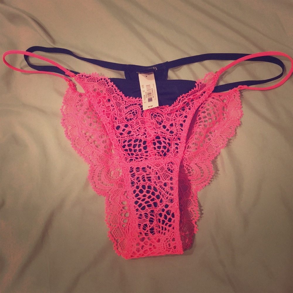 Victoria’s Secret lace cheekini, new with tags!!!
